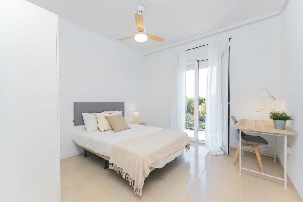 Private room in Valencia photo 2