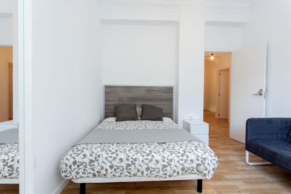 Private room in Valencia photo 3