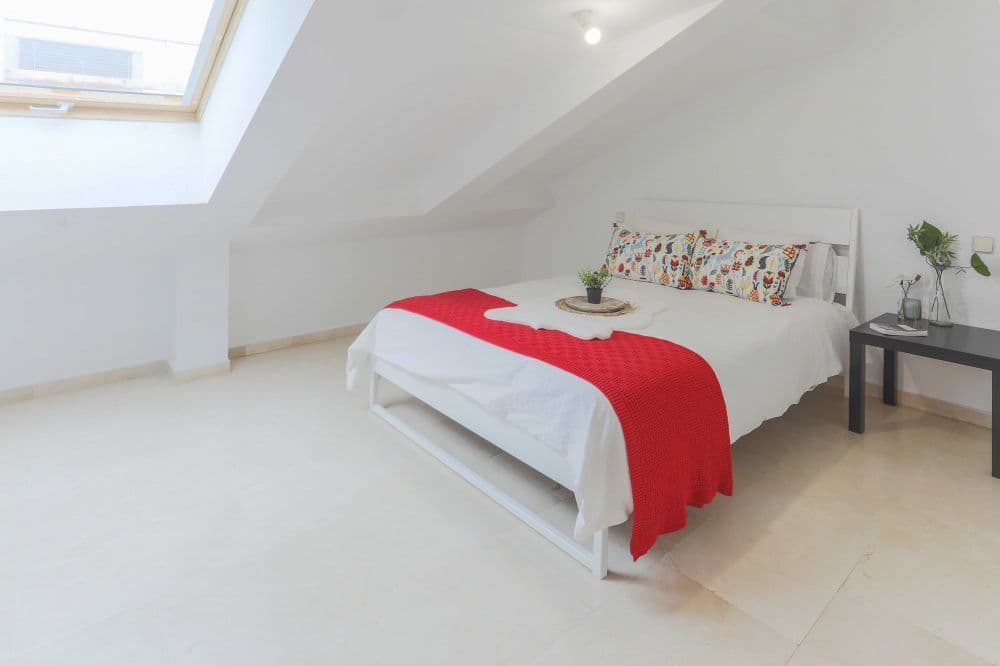 Private room in Madrid photo 2