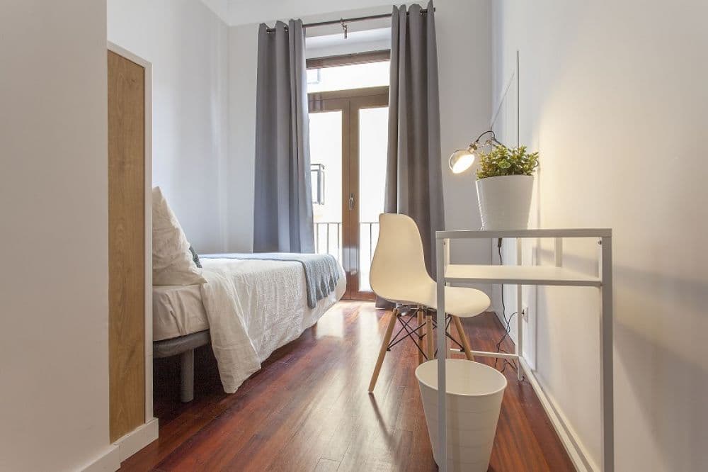 Private room in Valencia photo 2