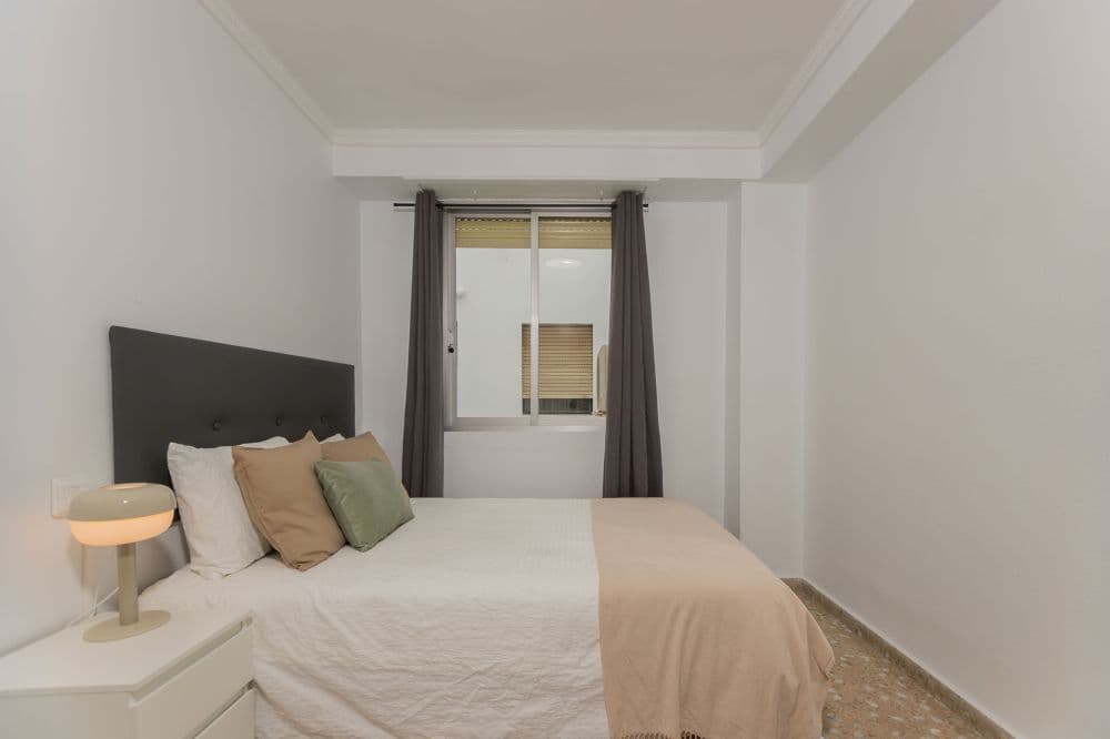 Private room in Valencia photo 2