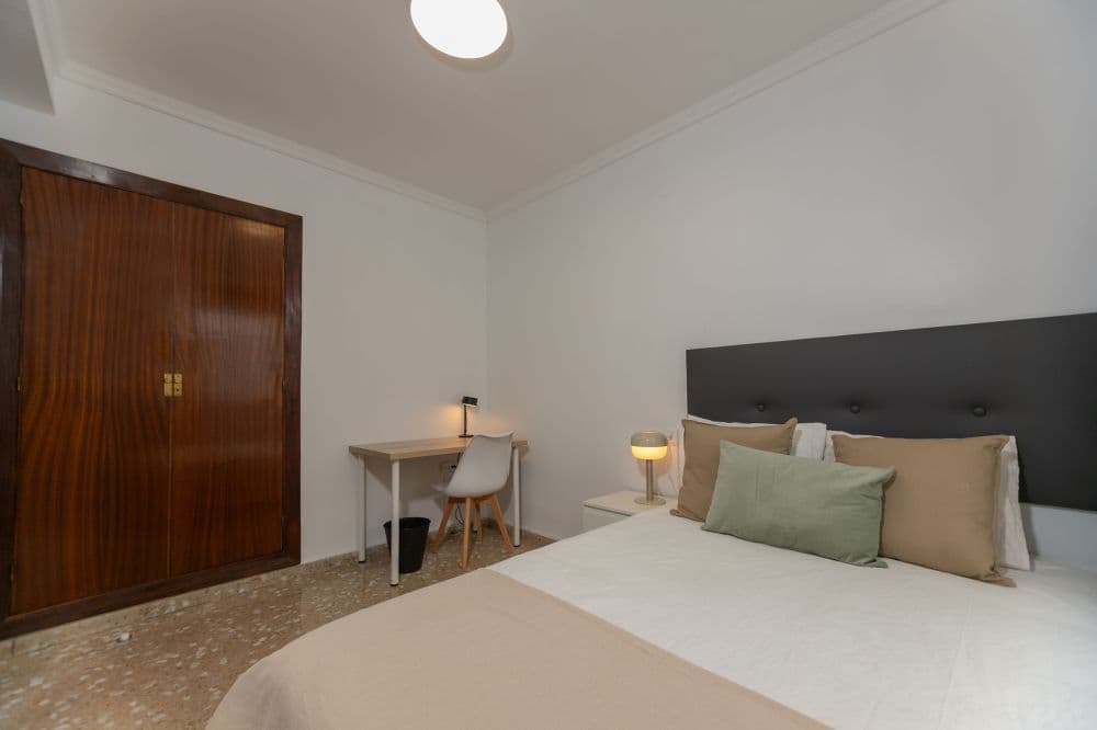 Private room in Valencia photo 3