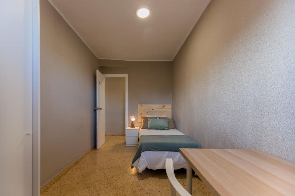 Room in Valencia