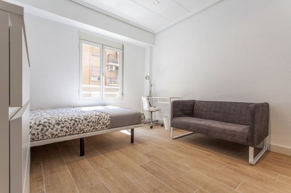 Private room in Valencia photo 2