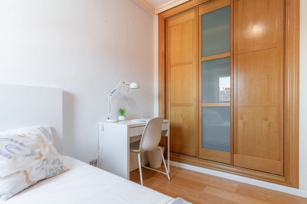 Private room in Madrid photo 4