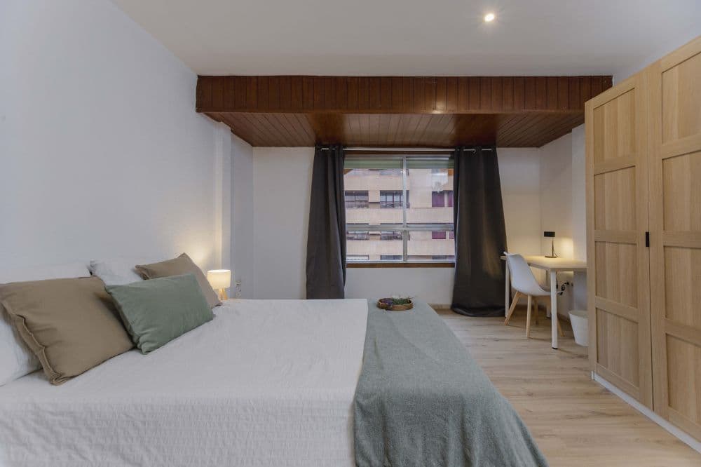 Private room in Valencia photo 2