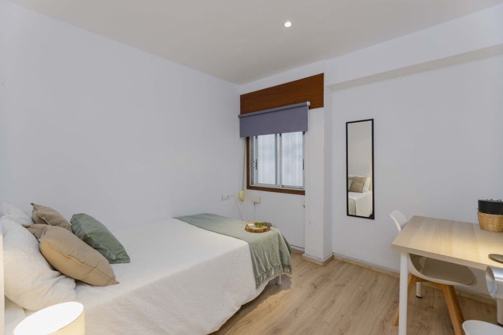 Private room in Valencia photo 4