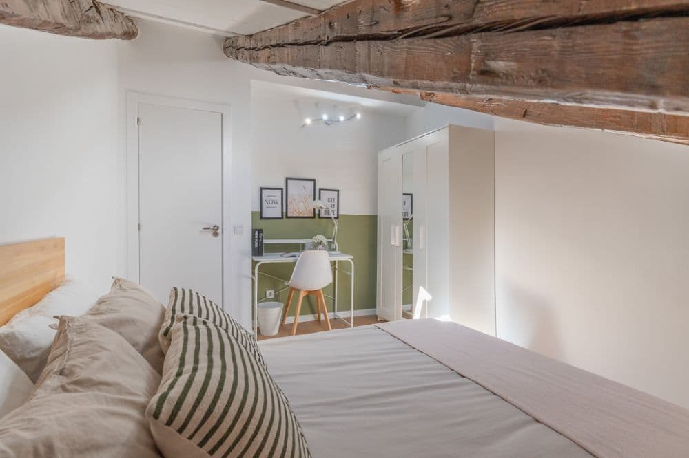 Private room in Madrid photo 4