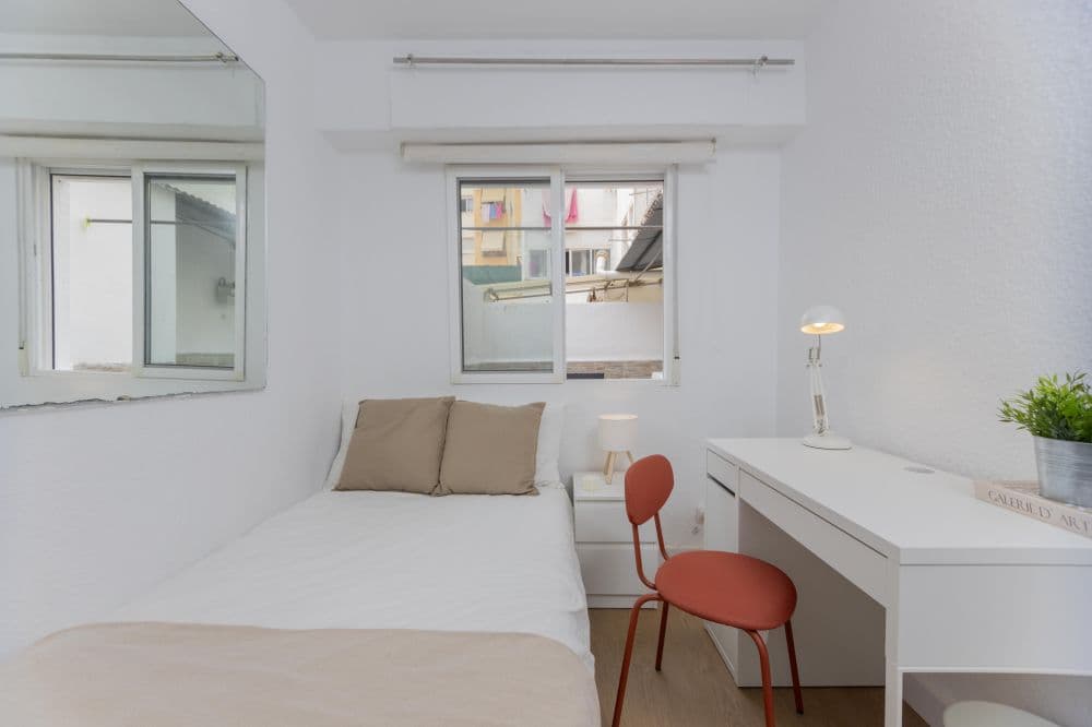 Private room in Valencia photo 3
