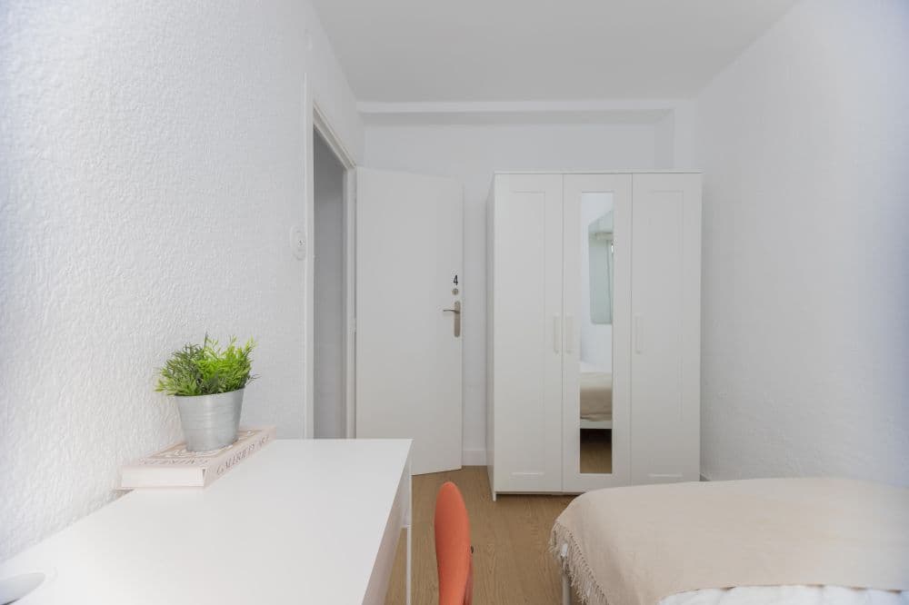 Private room in Valencia photo 5