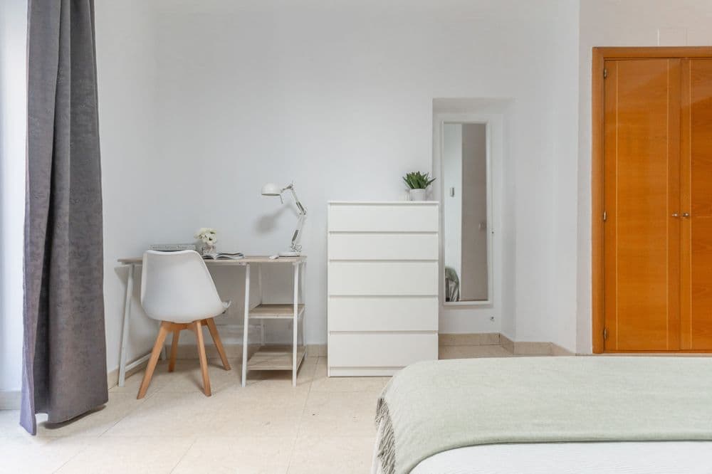 Private room in Madrid photo 4