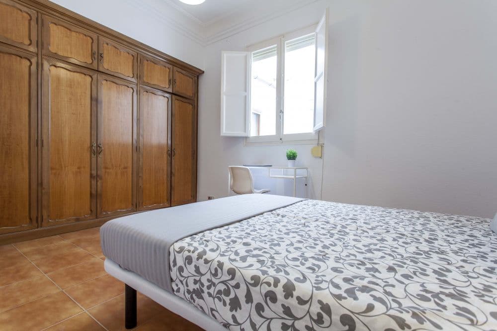 Private room in Valencia photo 4