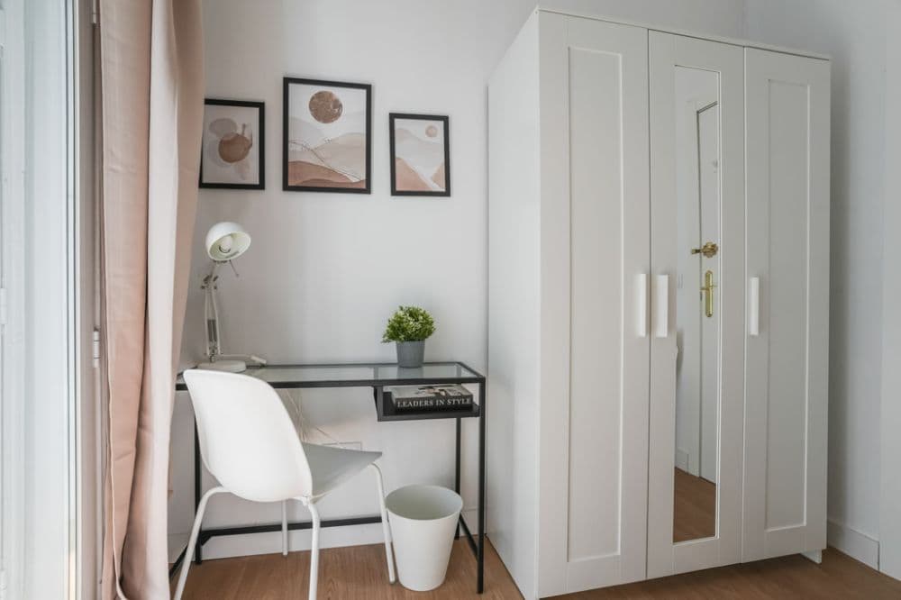 Private room in Madrid photo 4