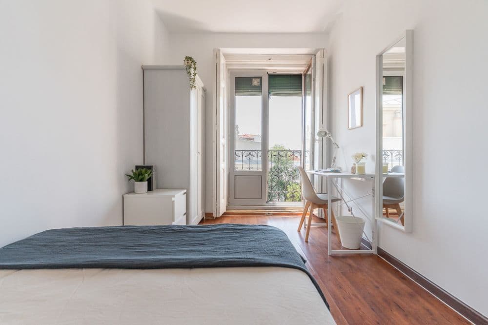 Private room in Madrid photo 2
