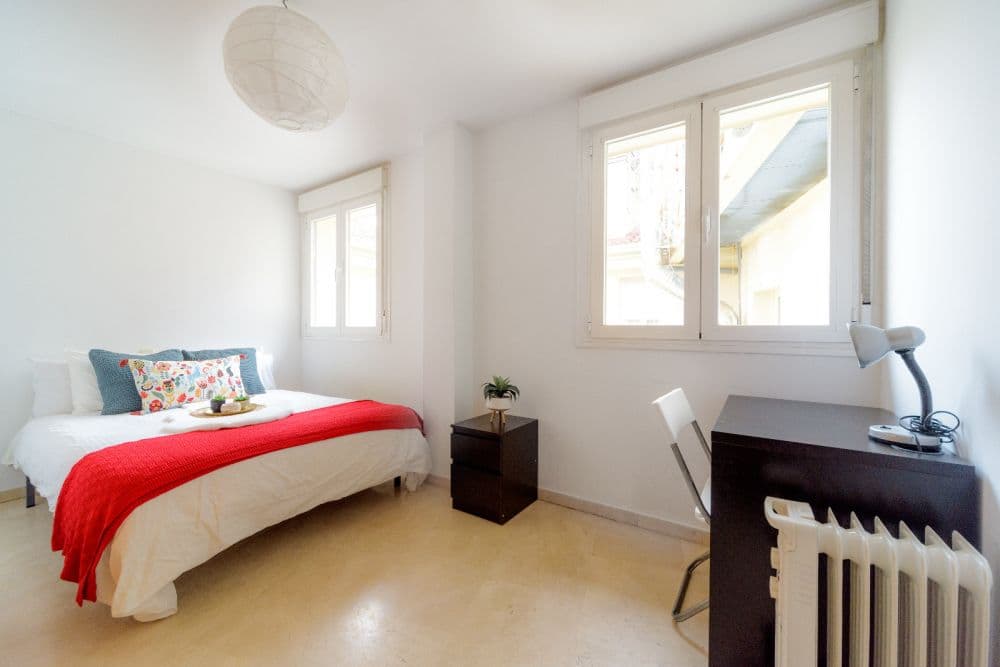 Private room in Madrid photo 4