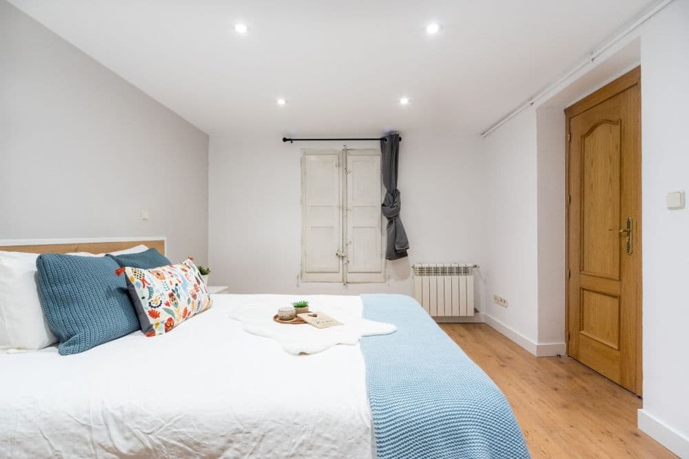 Private room in Madrid photo 2