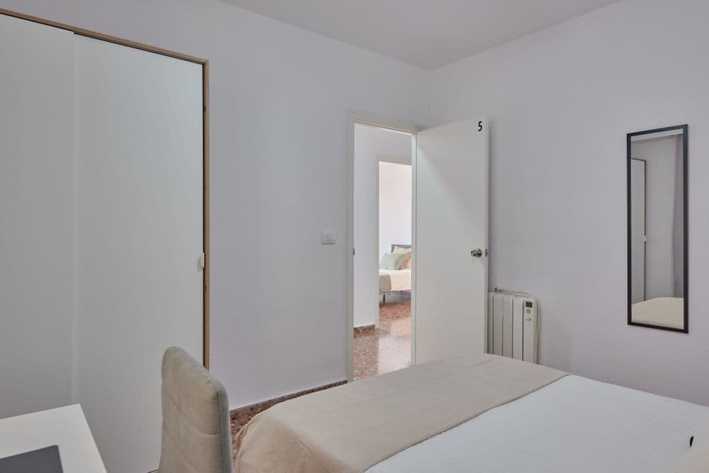 Private room in Valencia photo 3