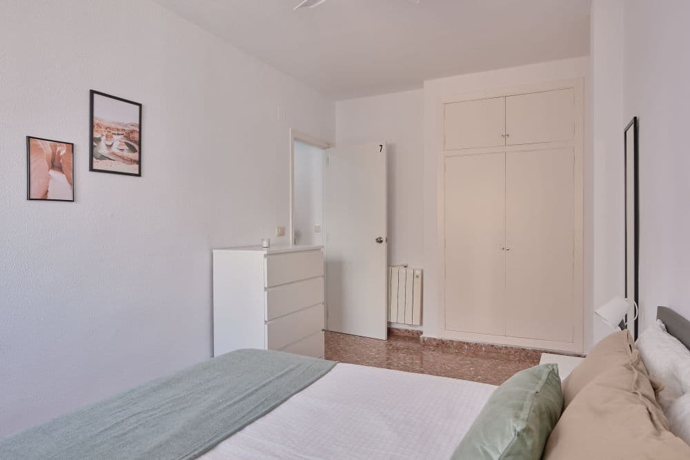 Private room in Valencia photo 4