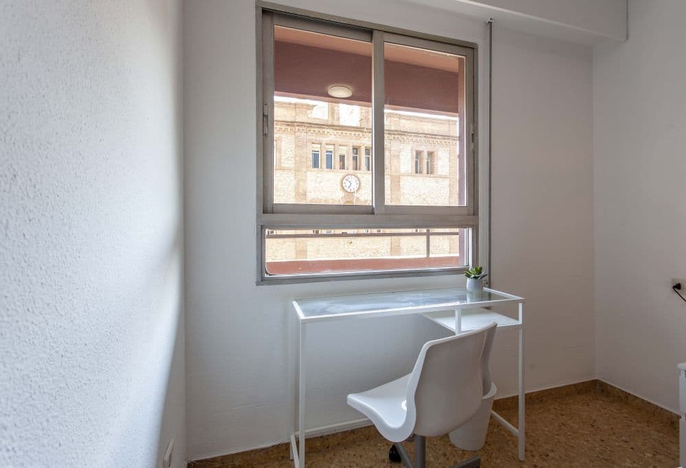Private room in Valencia photo 2