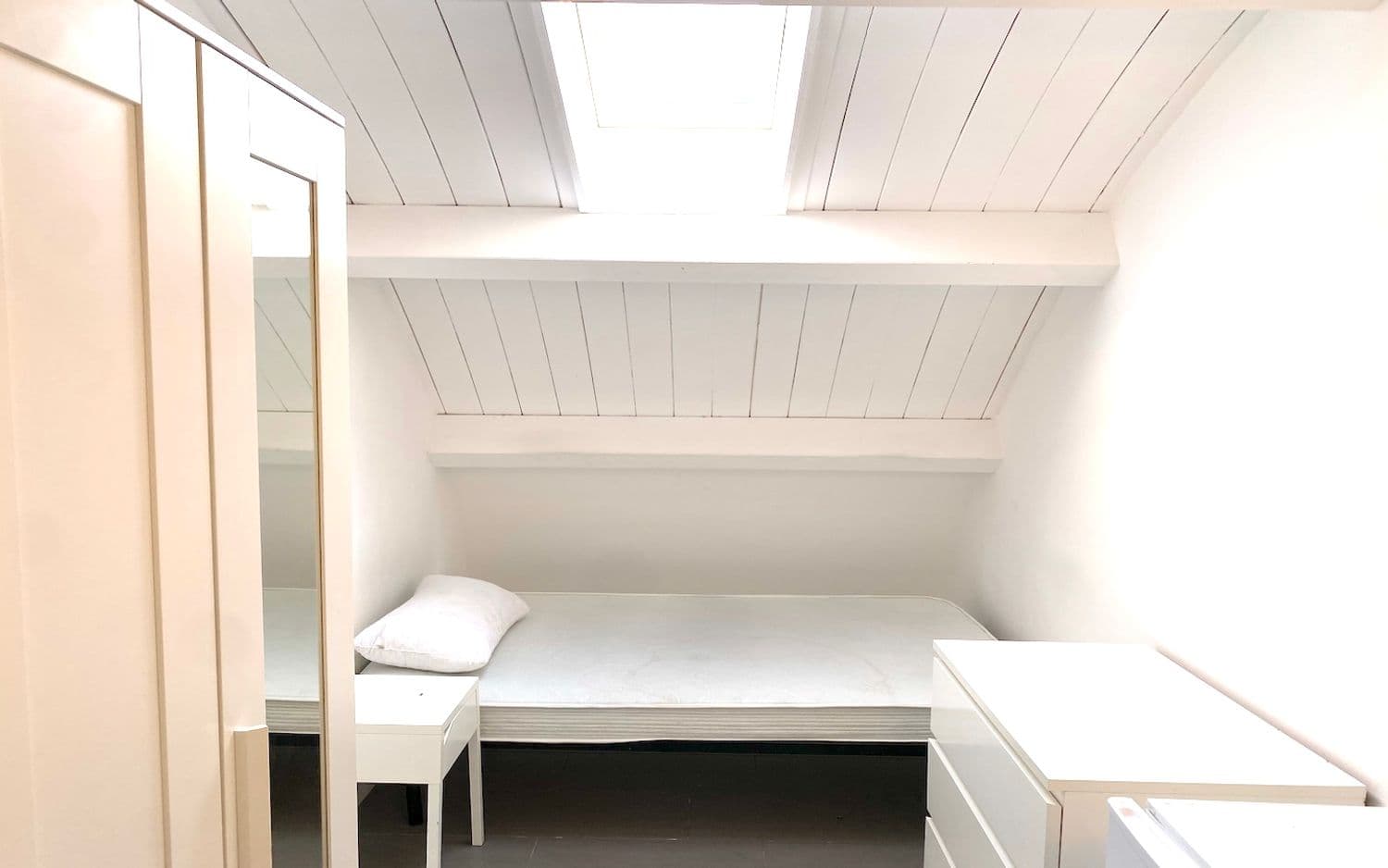 Room in Rome