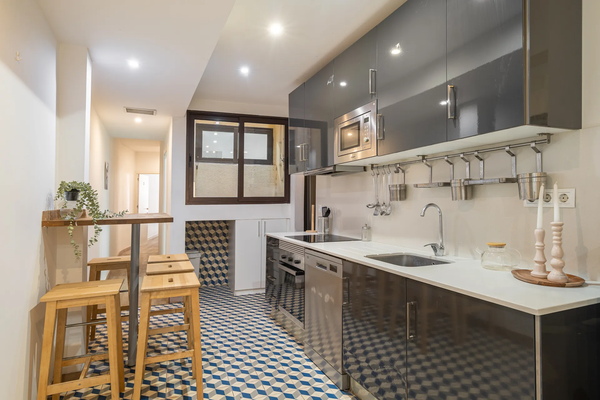 Kitchen 1