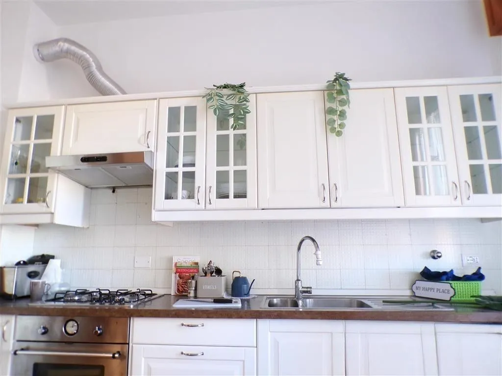 Kitchen 4