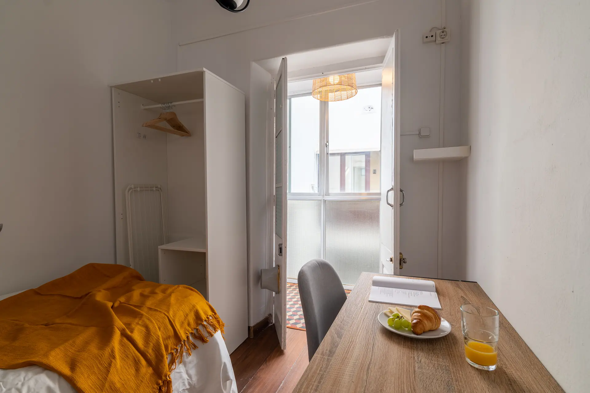 Private room in Barcelona photo 3