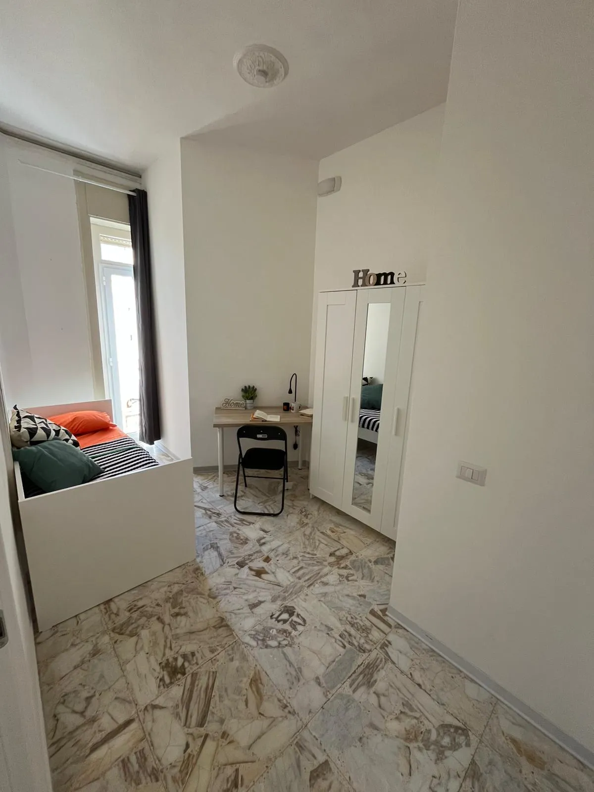 Stanza privata a Cagliari photo 3