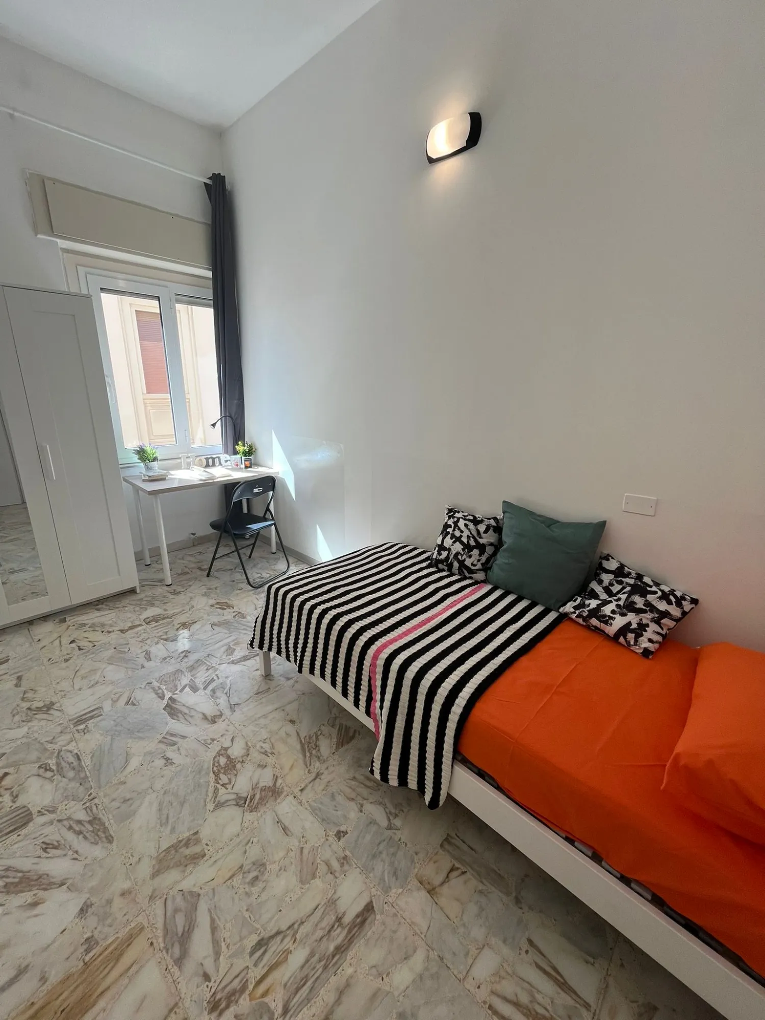 Room in Cagliari