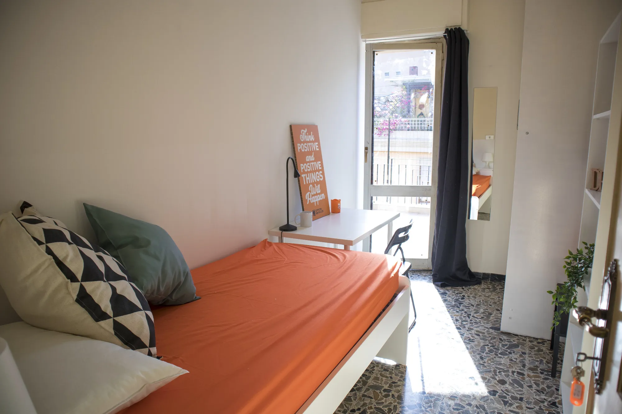 Room in Cagliari