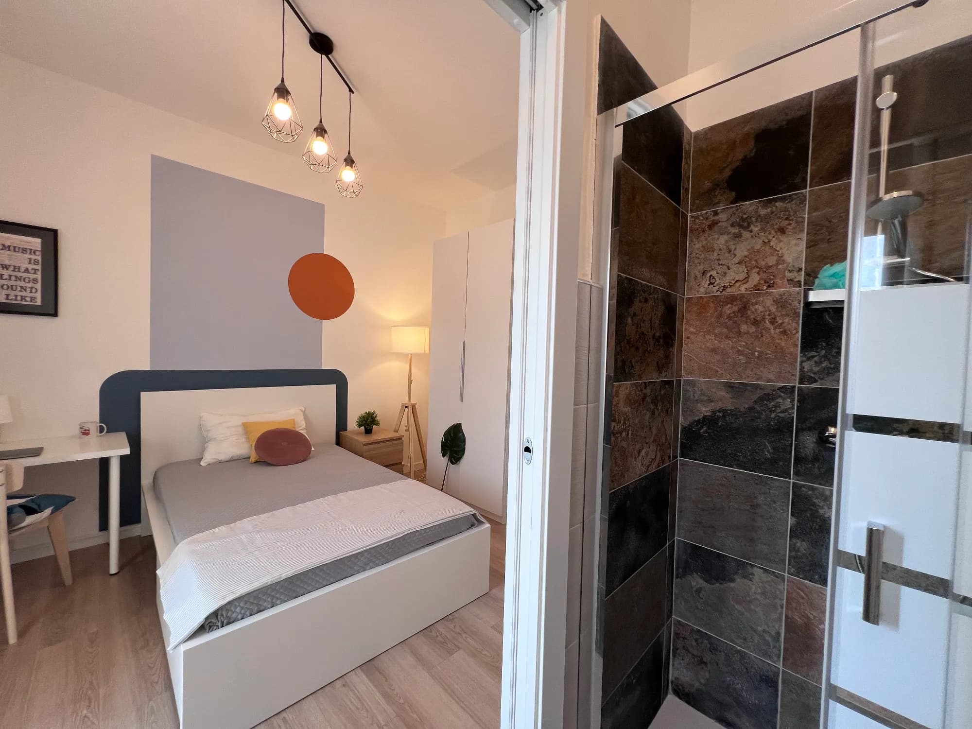 Private room in Bologna photo 2