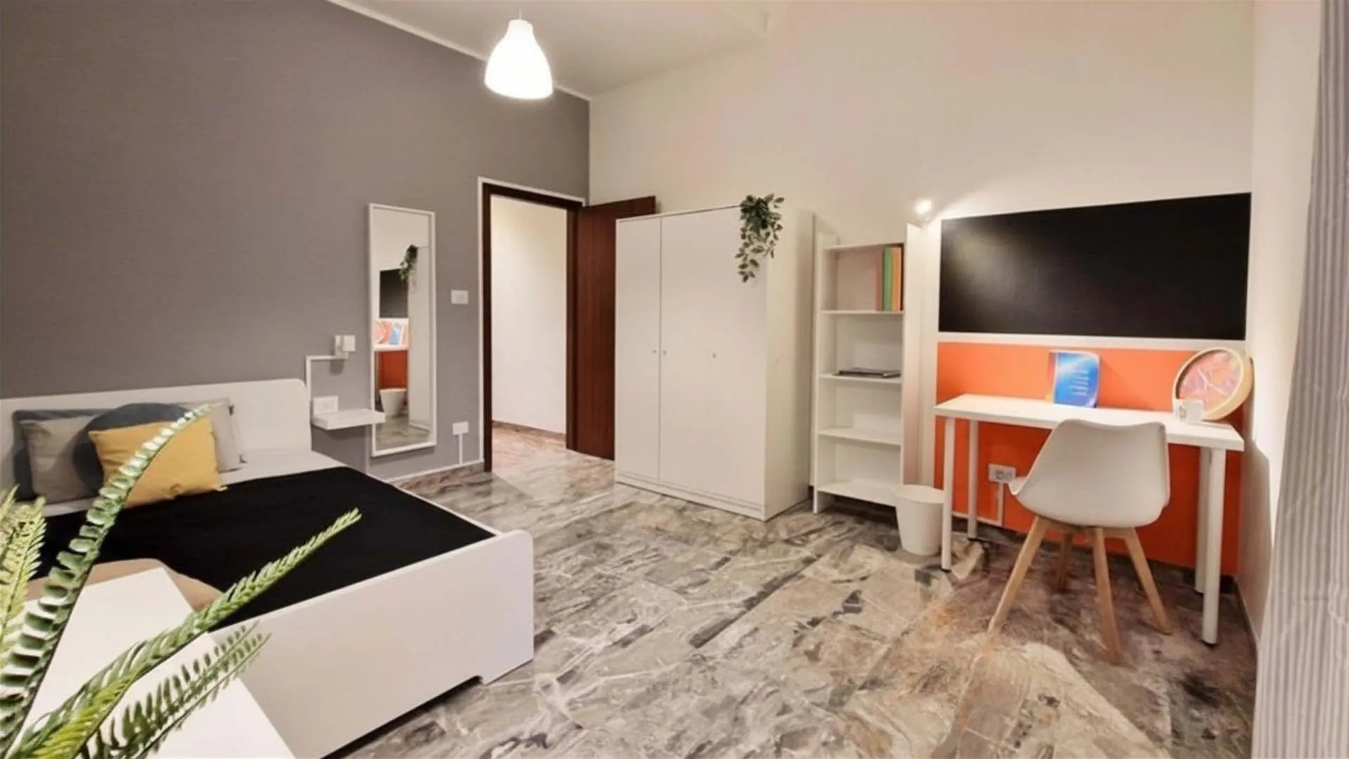 Private room in Bologna photo 2