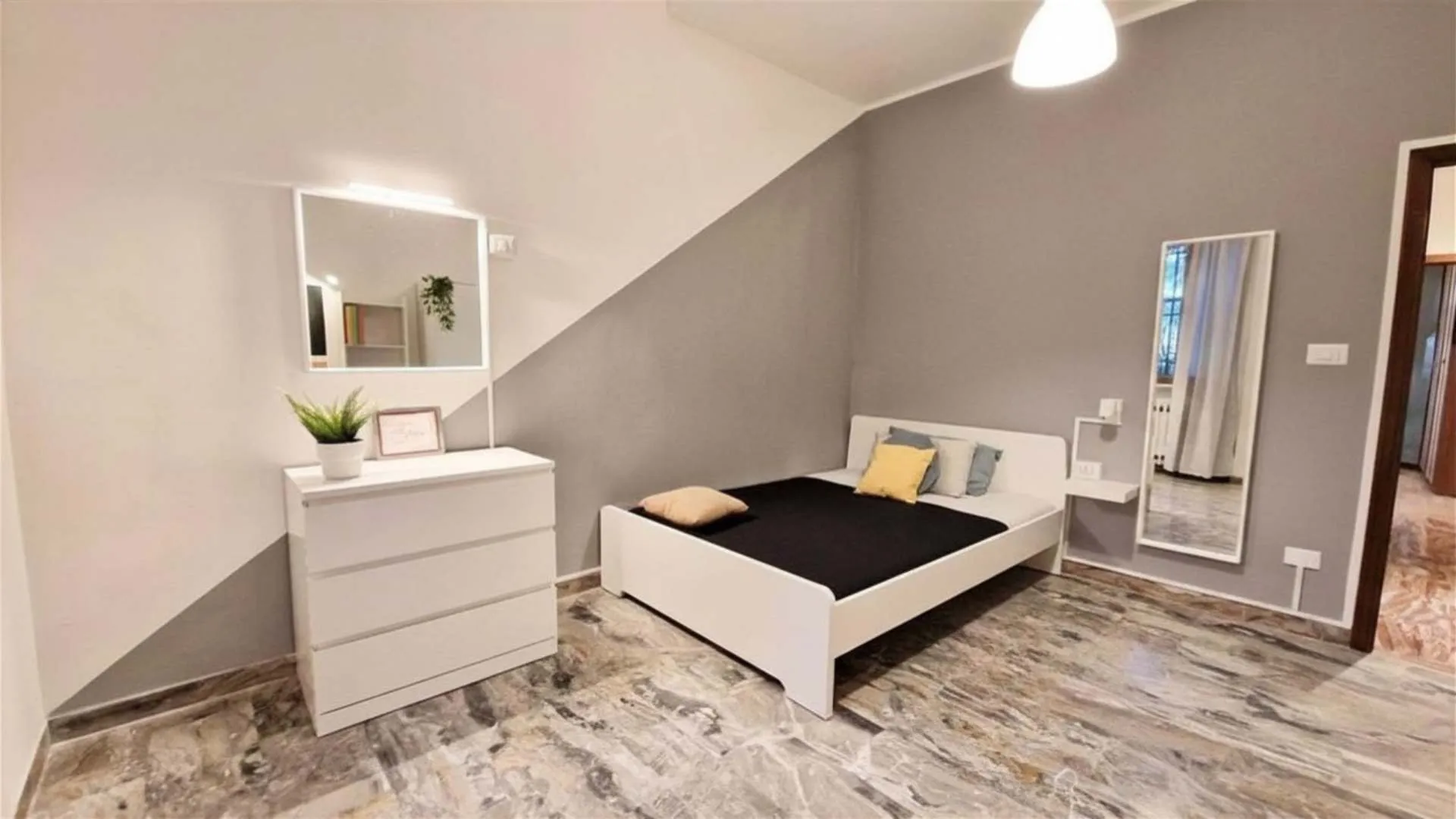 Private room in Bologna photo 3