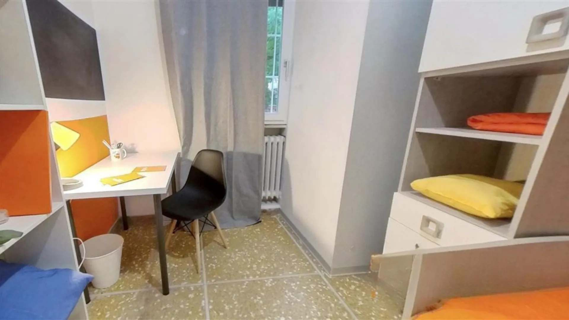 Private room in Bologna photo 2