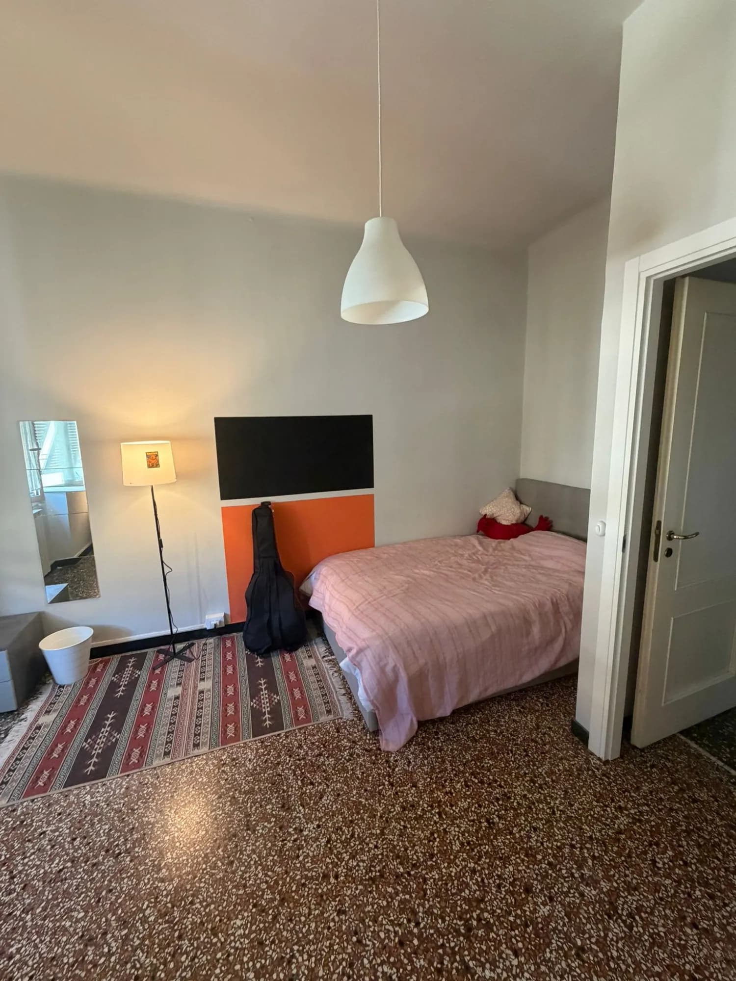 Room in Genoa